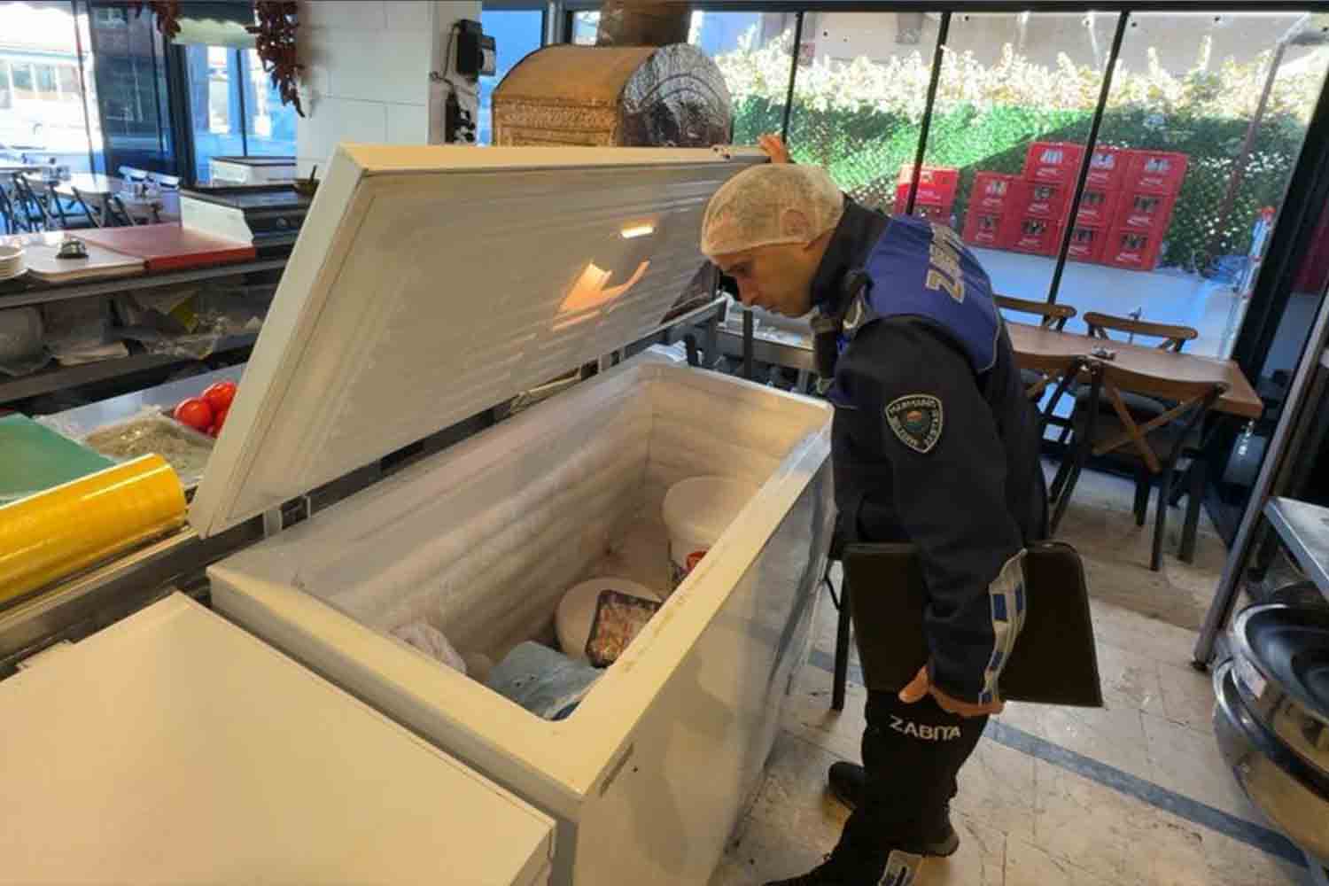 HALK SAĞLIĞI VE GIDA GÜVENLİĞİ İÇİN DENETİMLER SÜRÜYOR