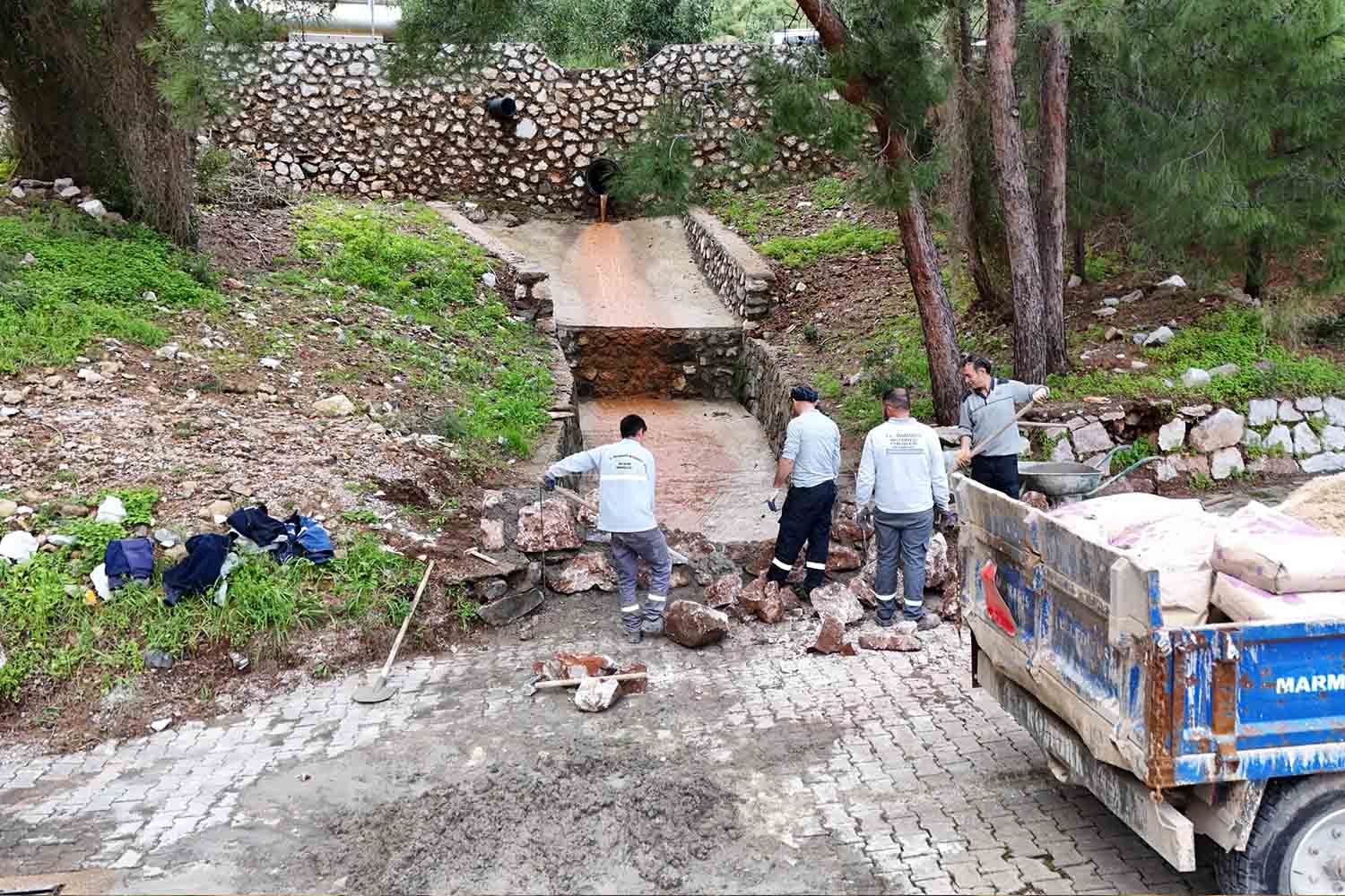 MARMARİS BELEDİYESİ YOĞUN YAĞIŞA KARŞI TEYAKKUZDA