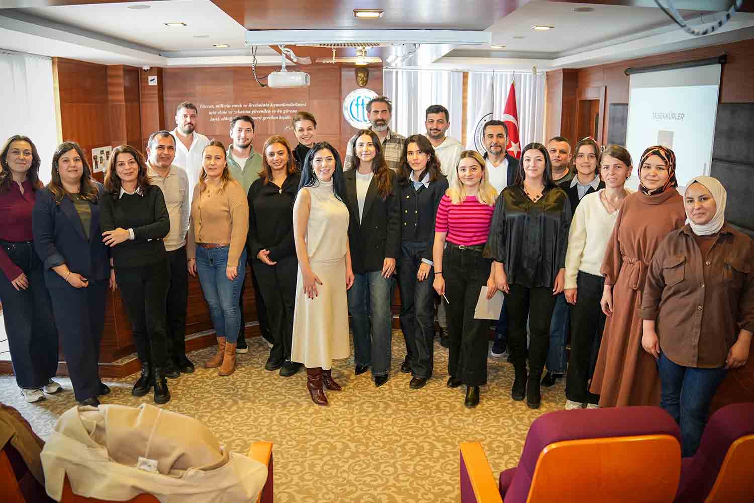 İNSAN KAYNAKLARI YÖNETİMİ EĞİTİMİ’NE 30 KİŞİ KATILDI