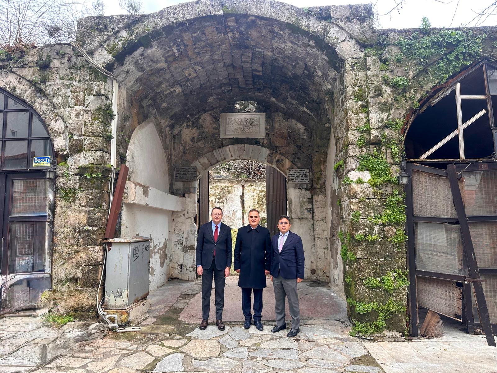 MUĞLA VALİSİ DR. İDRİS AKBIYIK’TAN MARMARİS’TE ÖNEMLİ ZİYARET