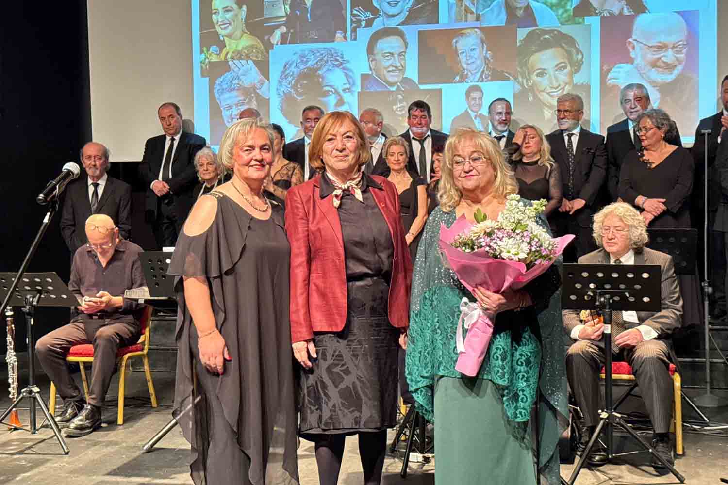 Yitirdiğimiz Türk Müziği Sanatçıları Anısına Anlamlı Gece