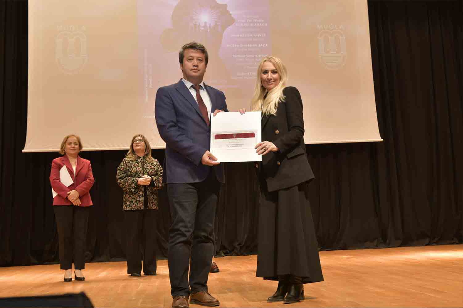 Dr. Eriş Başaran Akça: “Kadının Sağlığı, Toplumun Sağlığıdır”