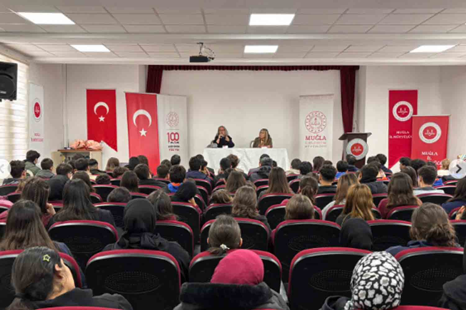 “Liselerden Gazze’ye Bir Nefes” Paneli Muğla’da Gerçekleştirildi