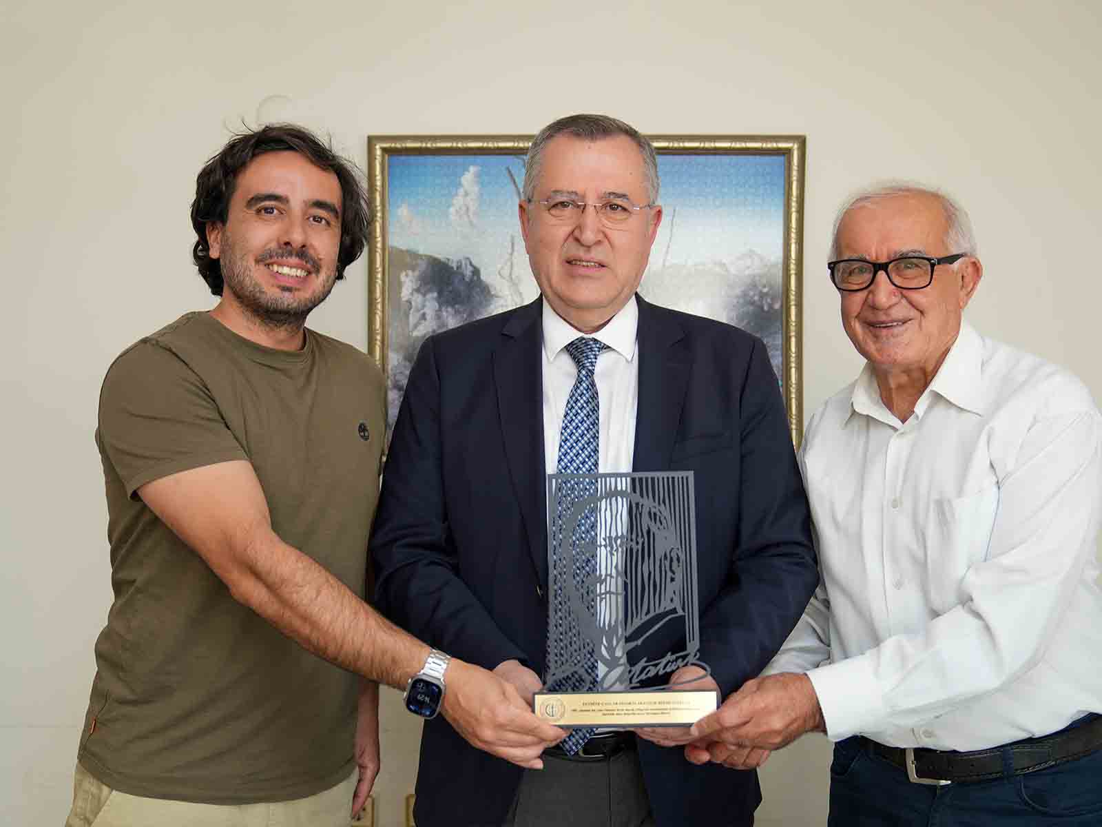 40 YILI AŞAN ÜYELERE FTSO’DAN TEŞEKKÜR PLAKETİ