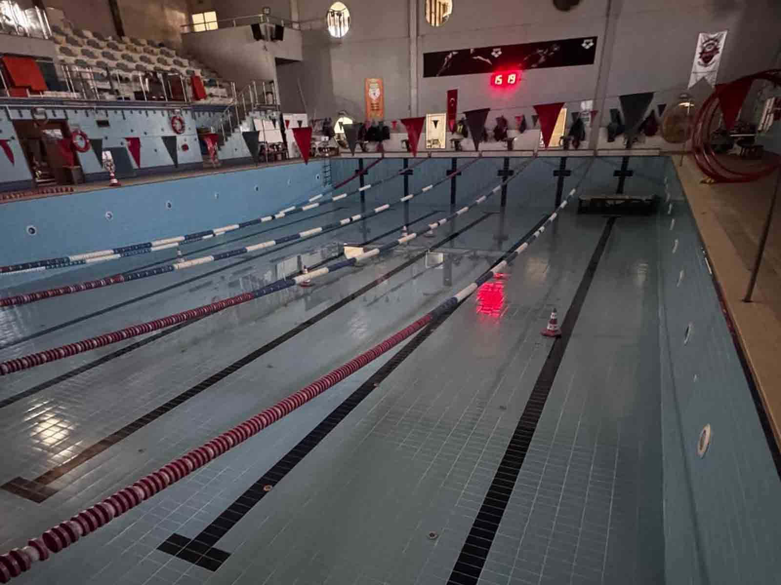 Tebligat Sonrası Havuz Kapandı: Sporcular İçin Zor Süreç