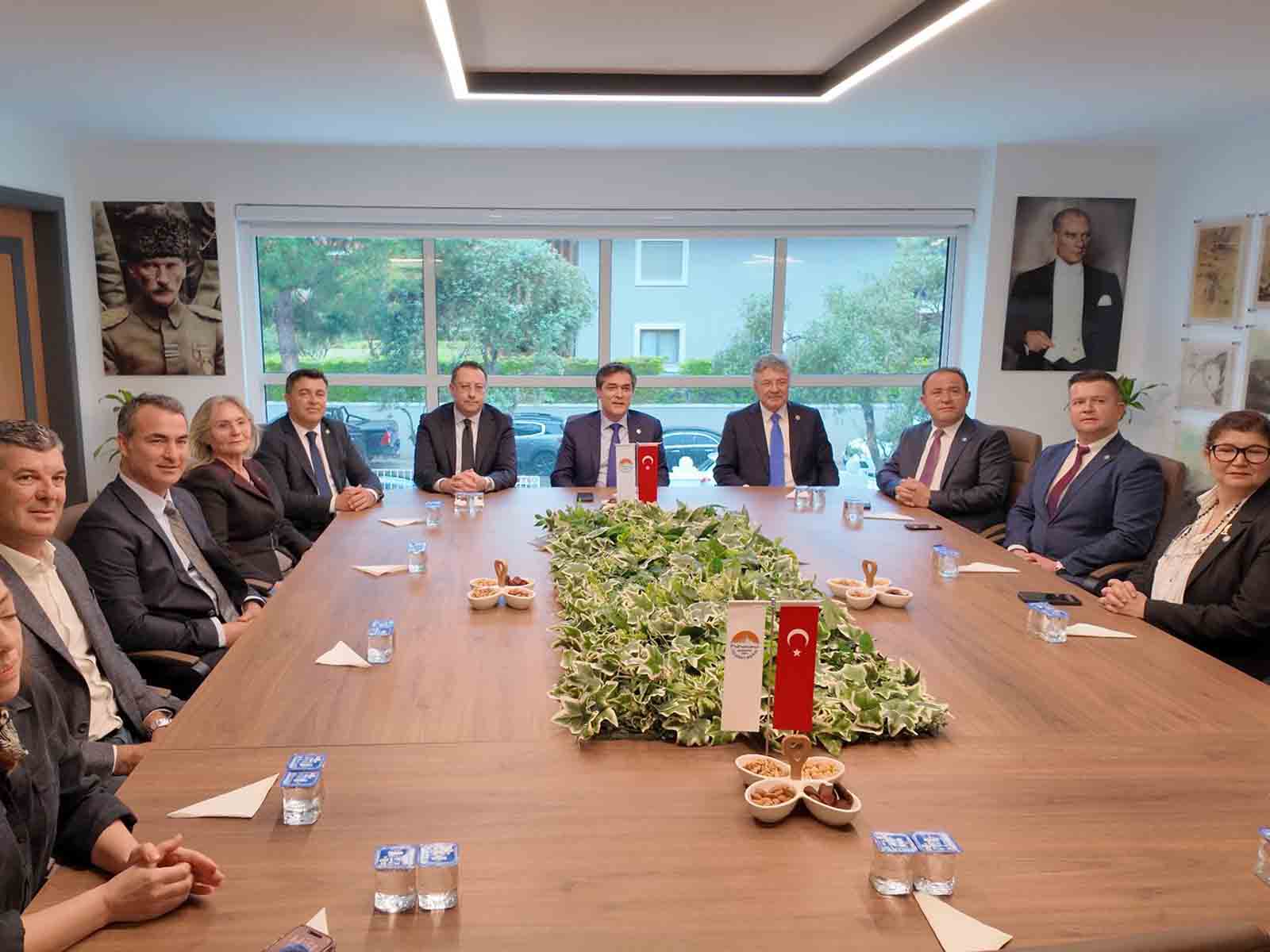 Kavuncu ve Ergun Marmaris’te: Ekonomi ve Turizm Masaya Yatırıldı