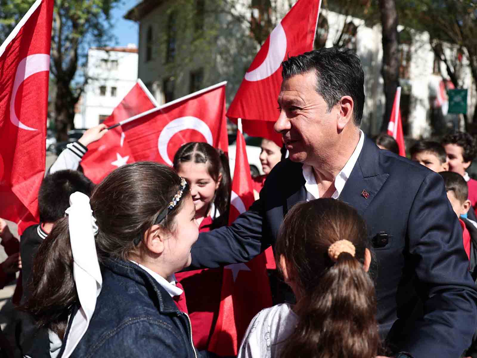 23 Nisan’da Muğla Çocukların Neşesiyle Renklendi