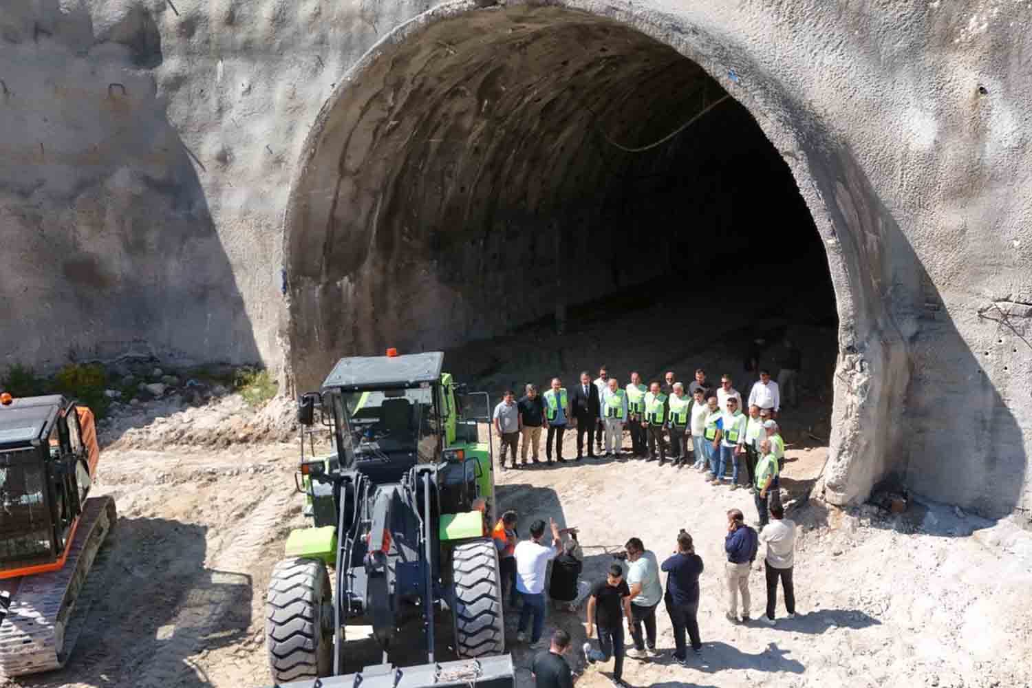 Karabel Tüneli’nde Çalışmalar Yeniden Başladı