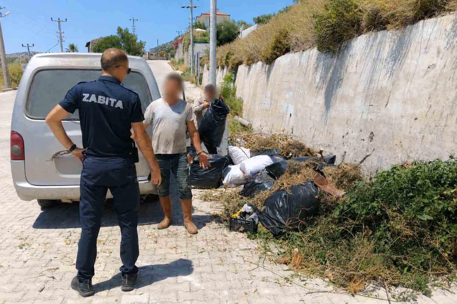 YOL KENARINA ATIK BIRAKANLARA CEZAİ İŞLEM