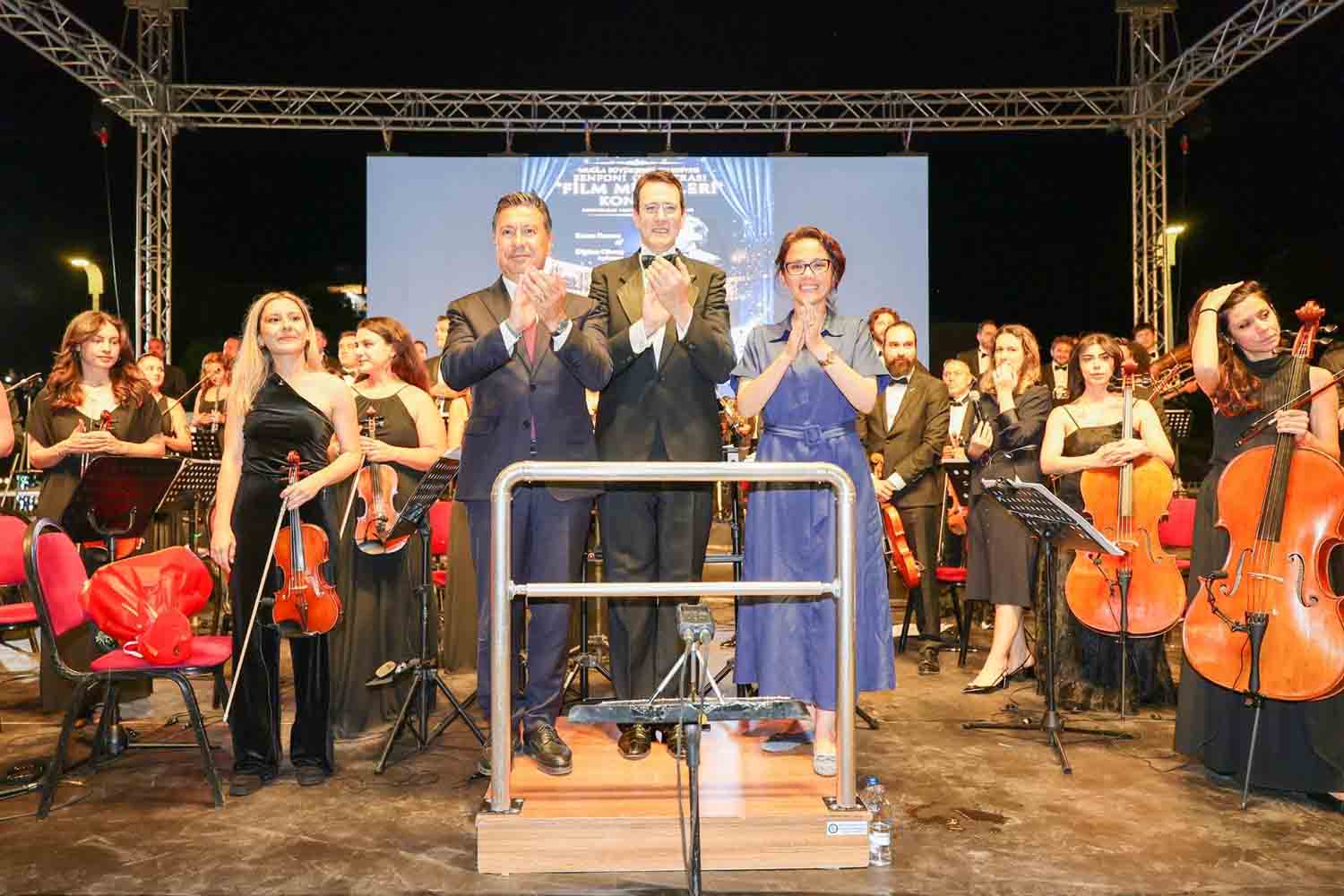 Büyükşehirden Sanatseverlere Çifte Konser