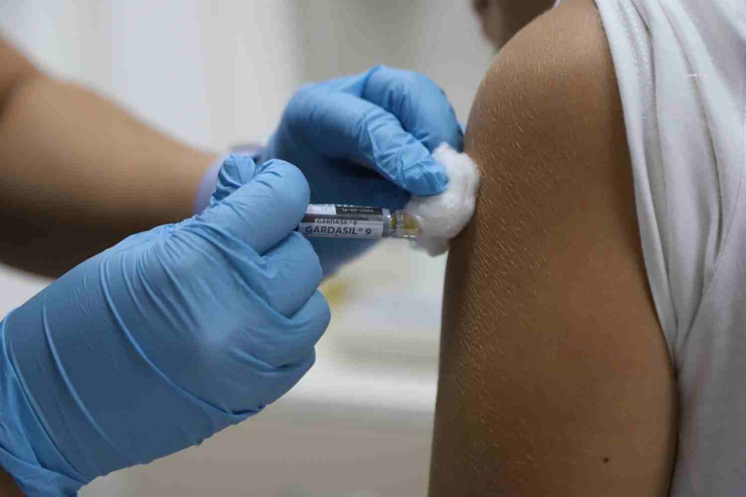 Büyükşehir’in HPV Aşı Desteği Sürüyor