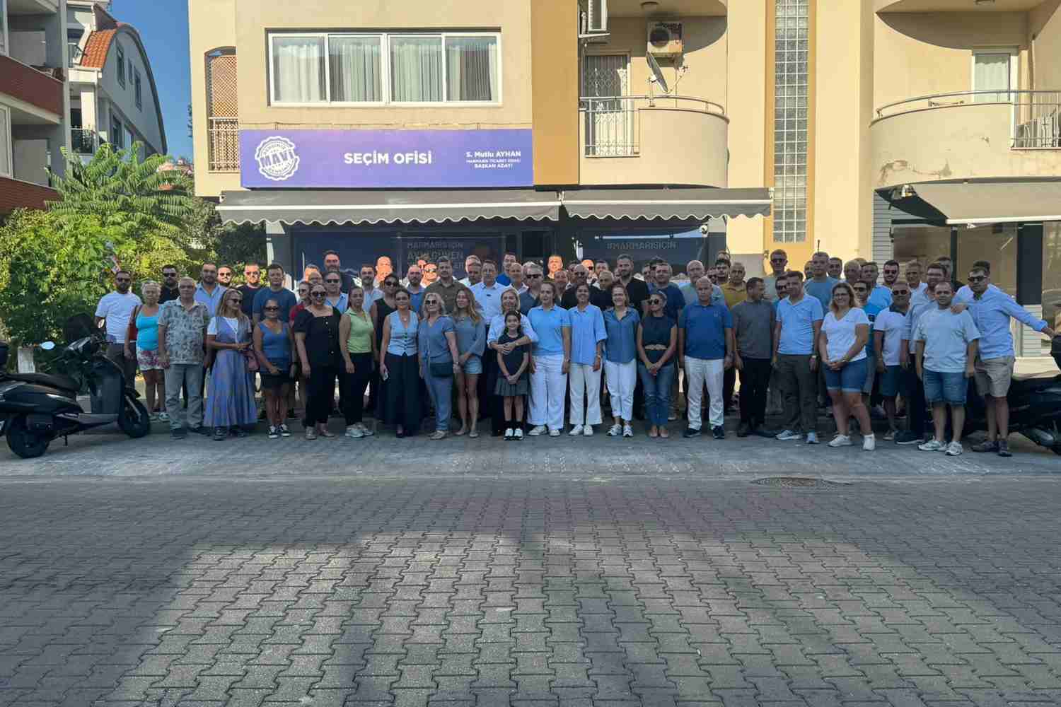 MUTLU AYHAN’IN SEÇİM OFİSİ ZİYARETÇİLERİNİ AĞIRLAMAYA BAŞLADI