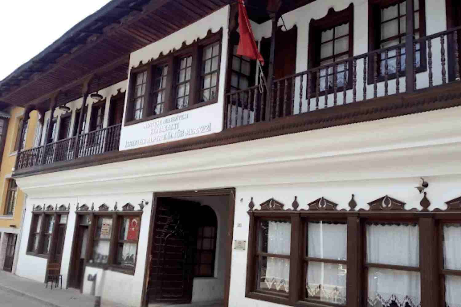 MENTEŞE BELEDİYESİ’NDEN KONAKALTI AÇIKLAMASI: 6 PARSEL VAKIF ADINA TESCİL EDİLDİ