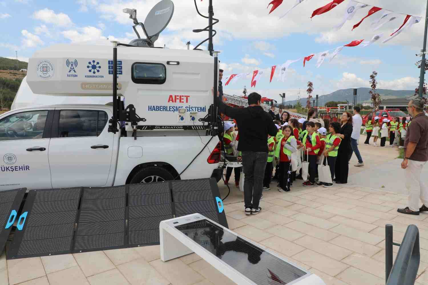 Büyükşehir Afetlere Karşı İletişim Gücünü Artırıyor Afet Haberleşme Sistemi Göreve Hazır