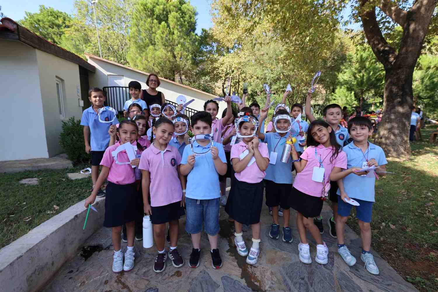 MARMARİS’TE ÇOCUKLAR UZAYI KEŞFETTİ